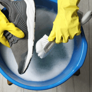 Takkie Wash
